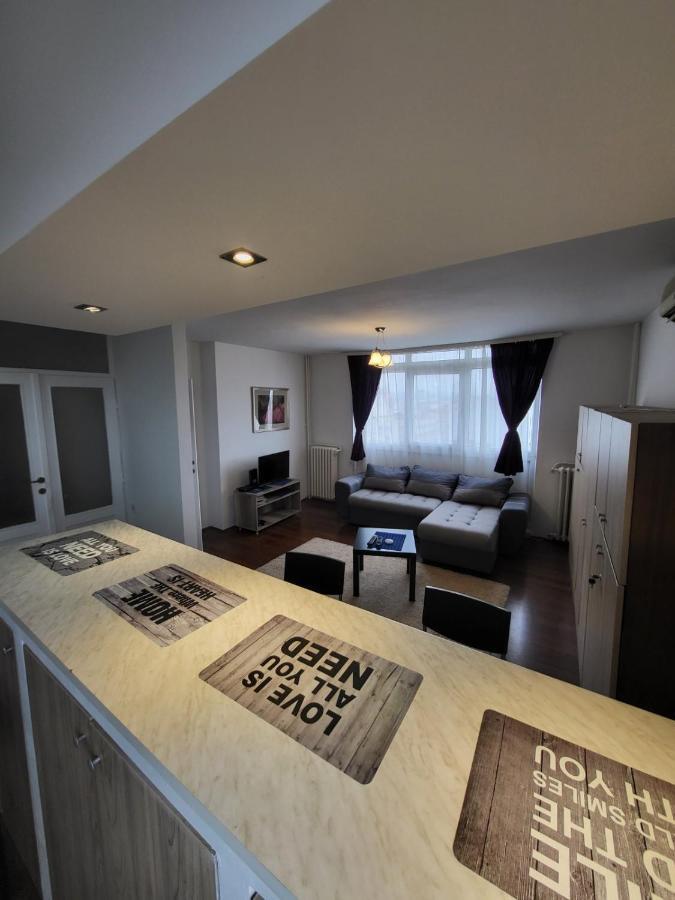Apartman Nina Ni Exteriör bild